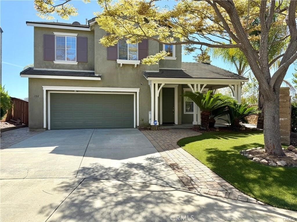 100 Chesapeake Court - Photo 0