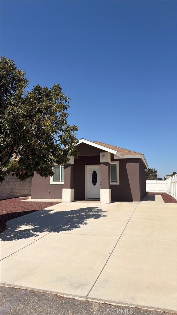 11088 Spruce Avenue - Photo 0