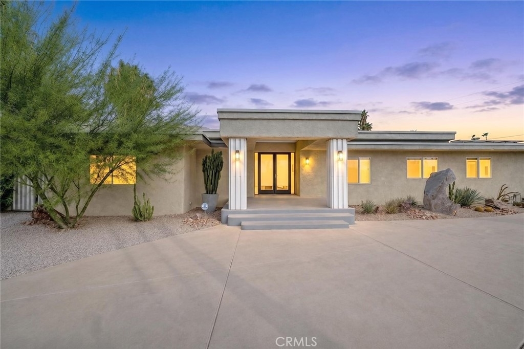 1600 E Palm Tree Drive - Photo 1
