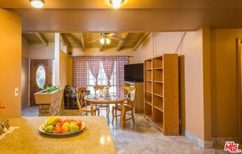 12938 Biola Avenue - Photo 12