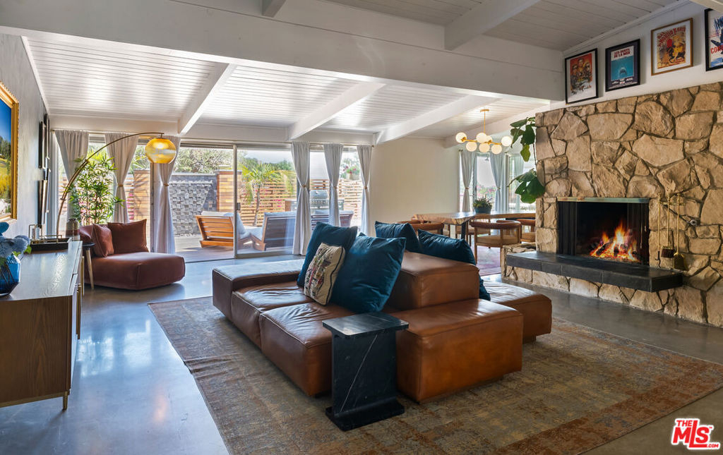 7211 Chelan Way - Photo 1
