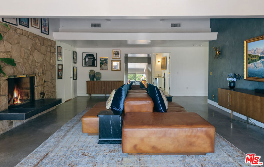 7211 Chelan Way - Photo 5