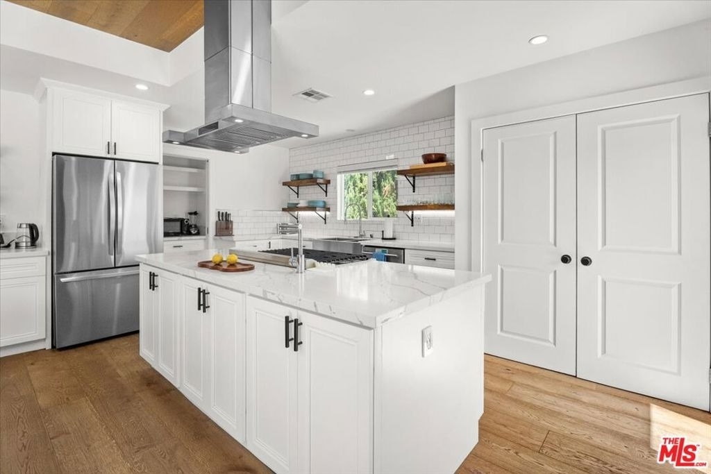 6212 Tunney Avenue - Photo 4