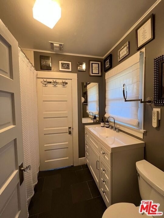 1315 N Mccadden Place - Photo 19