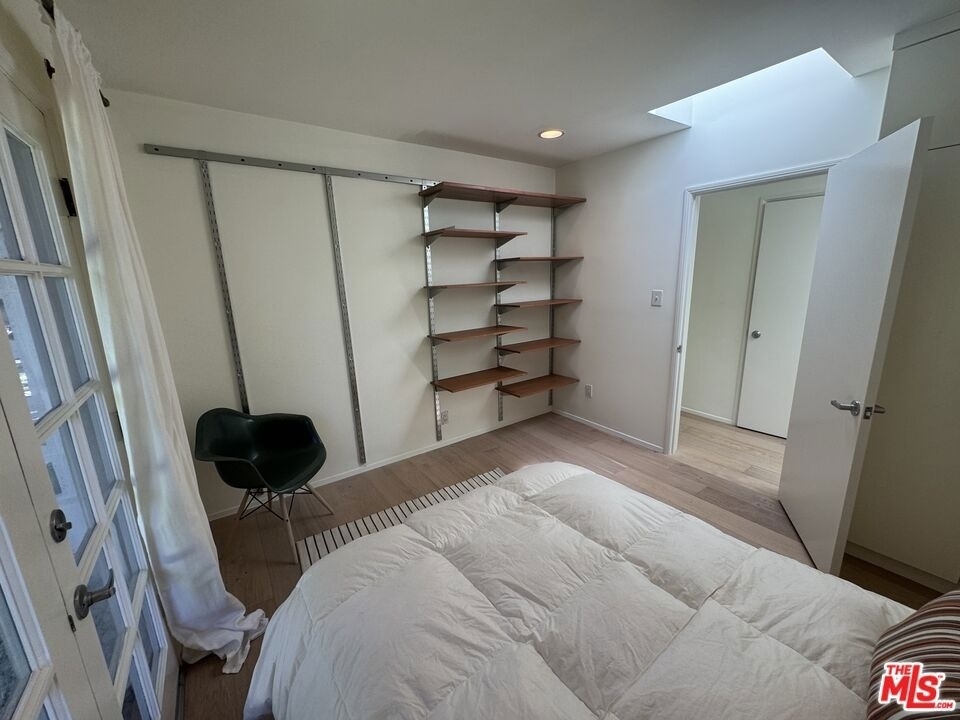 7586 Woodrow Wilson Drive - Photo 18