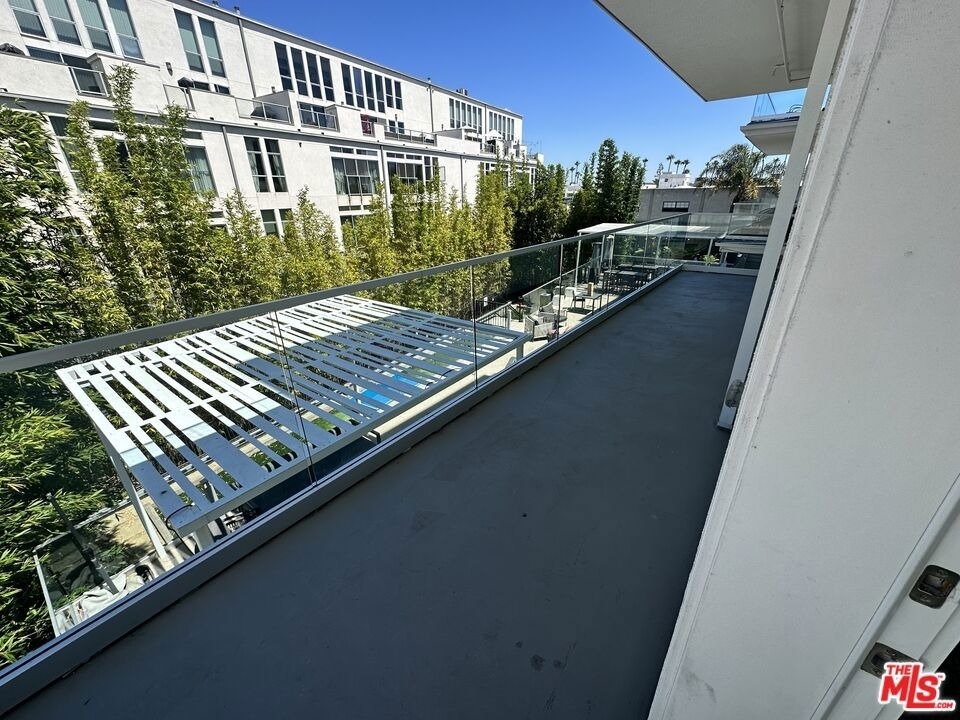 4210 Del Rey Avenue - Photo 0