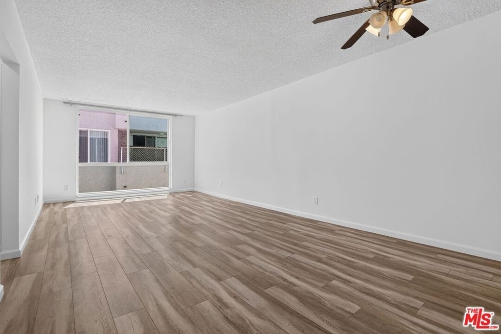 311 Montana Avenue - Photo 11