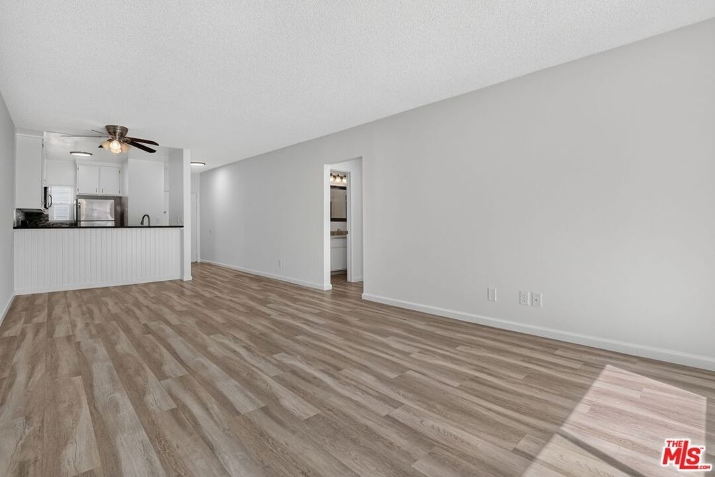 311 Montana Avenue - Photo 15