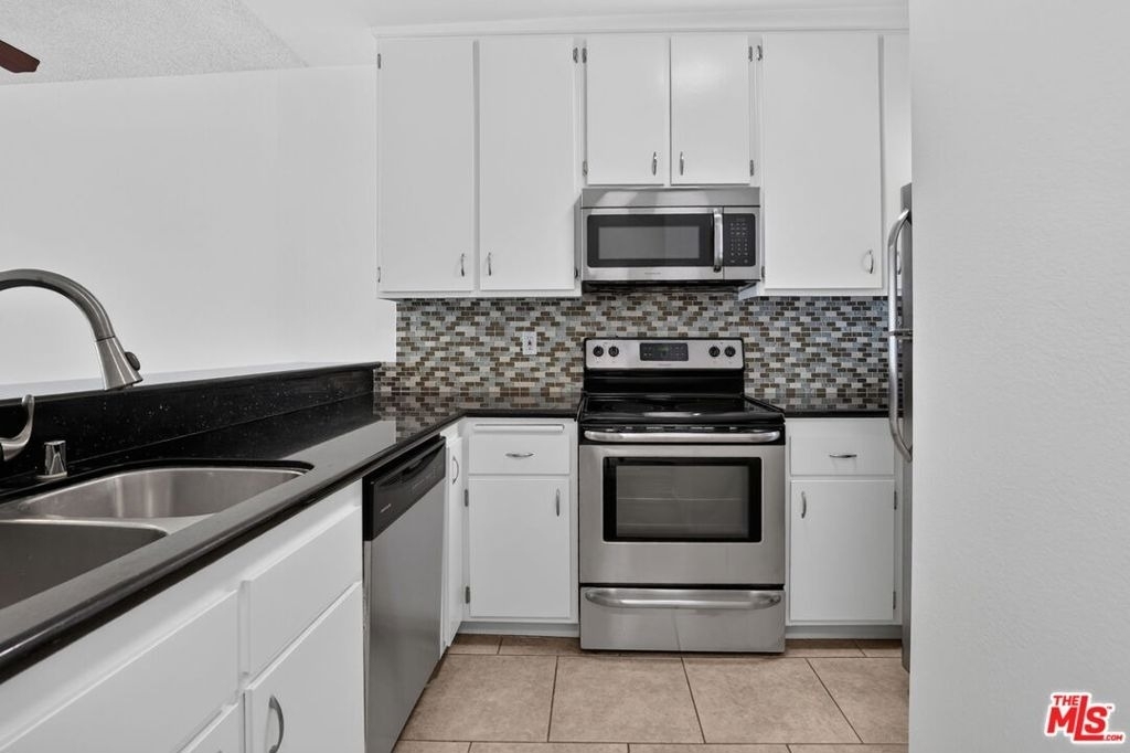 311 Montana Avenue - Photo 7