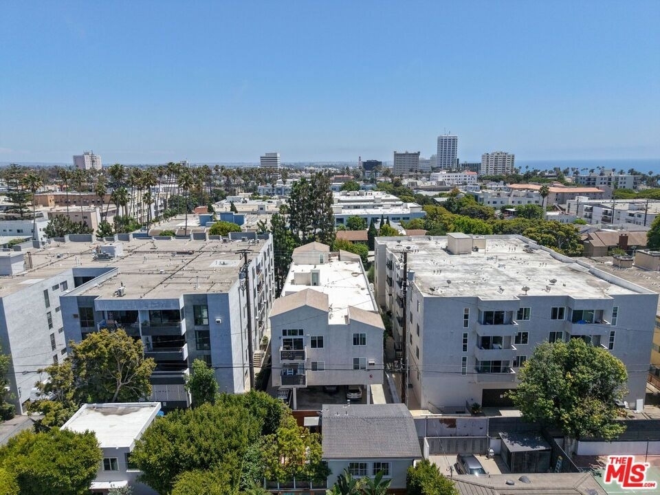 311 Montana Avenue - Photo 26