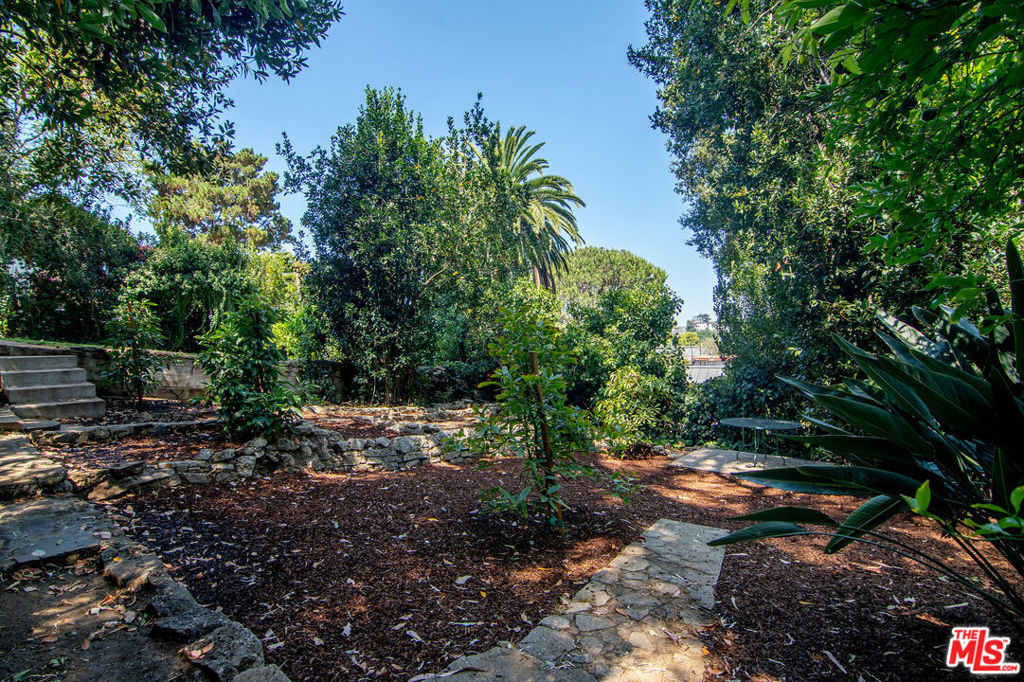 3475 N Knoll Drive - Photo 39