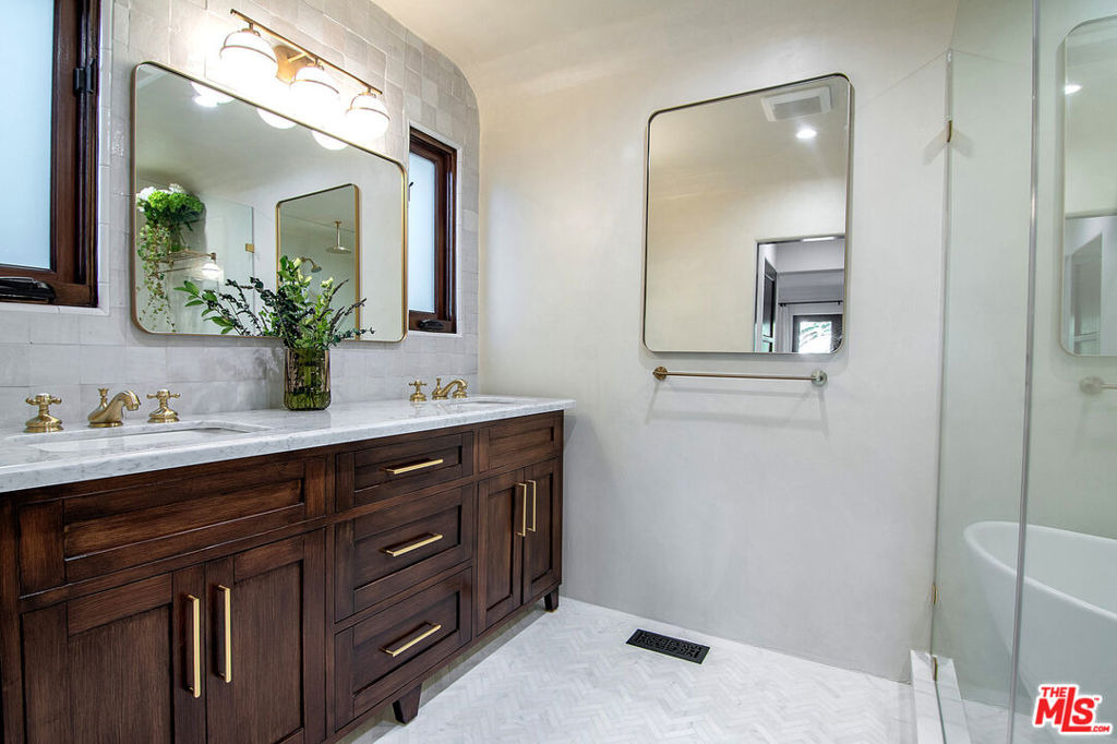 3475 N Knoll Drive - Photo 22