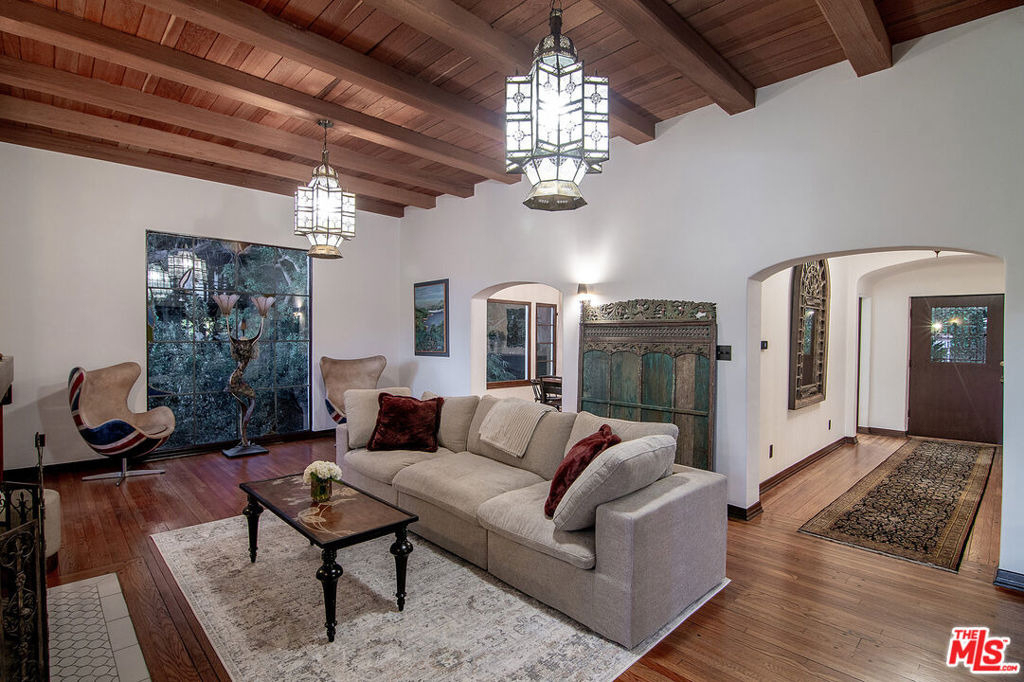 3475 N Knoll Drive - Photo 9