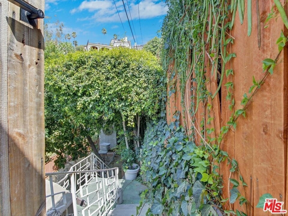 6921 Paseo Del Serra - Photo 1