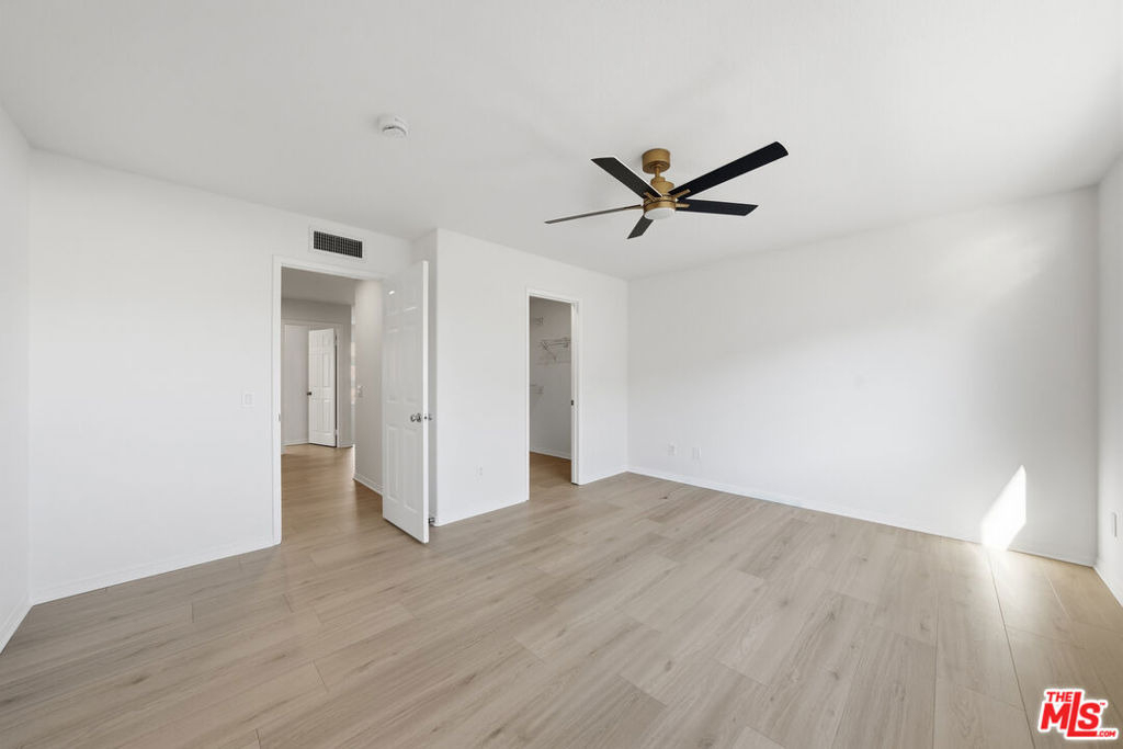 25715 Wagner Way - Photo 15
