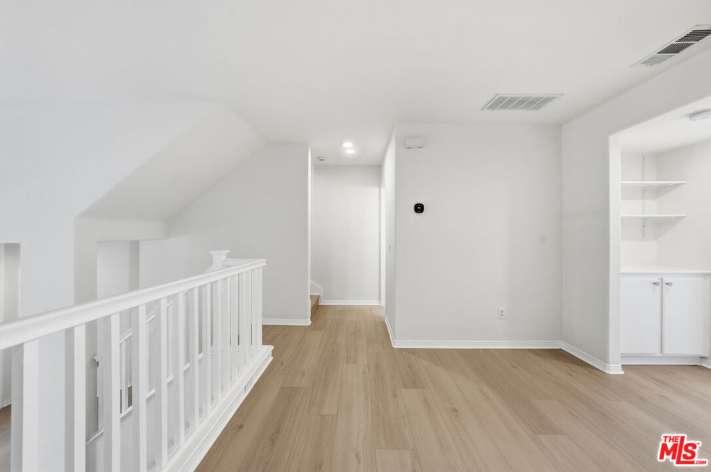 25715 Wagner Way - Photo 9