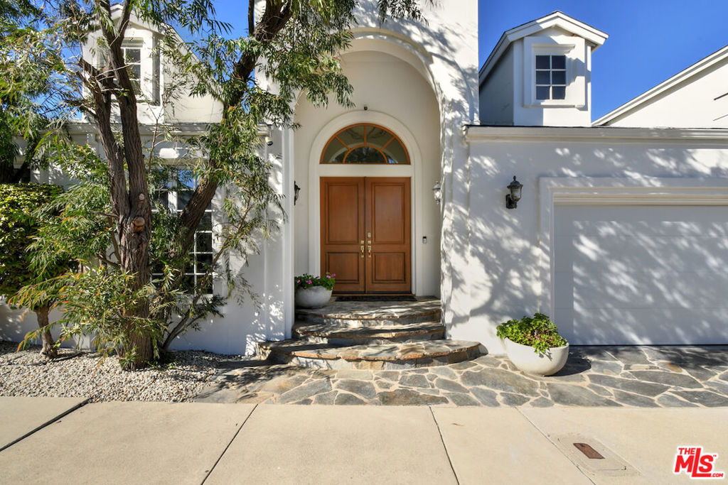 3635 Fawndale Place - Photo 2