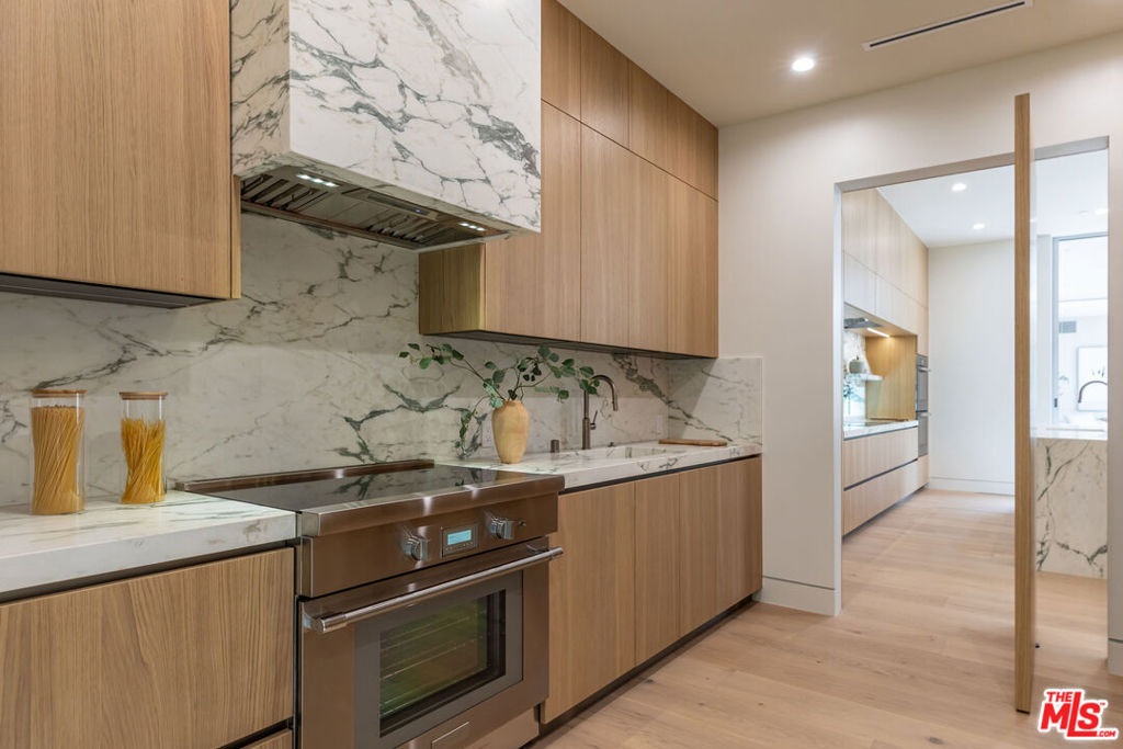 634 Moreno Avenue - Photo 8