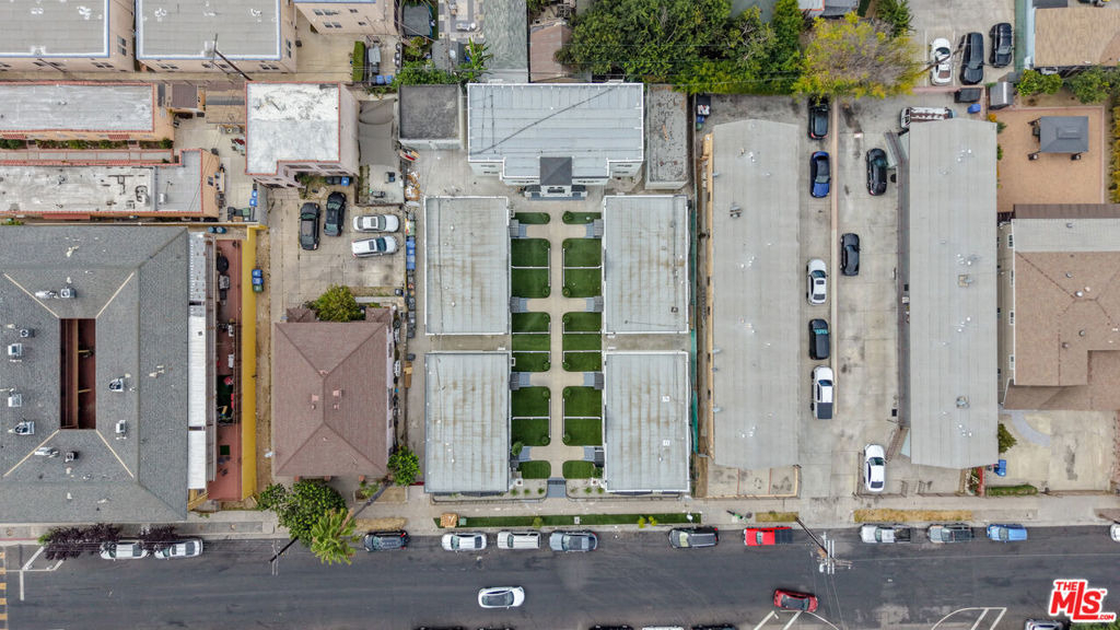 3020 W 12th Street - Photo 11
