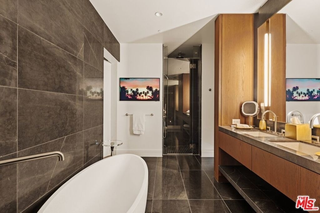 211 W Elm Court - Photo 13