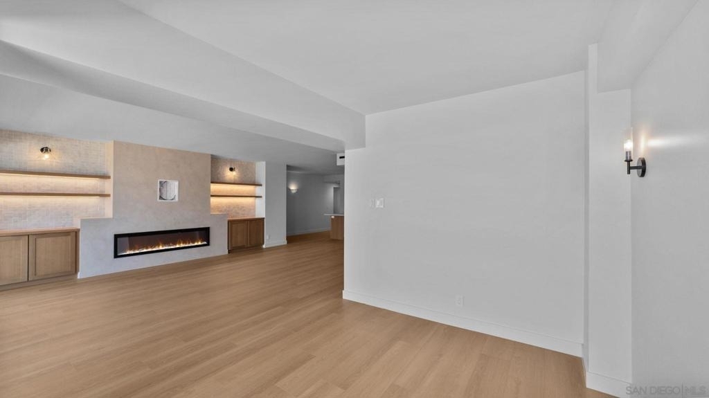 939 Coast Blvd - Photo 4