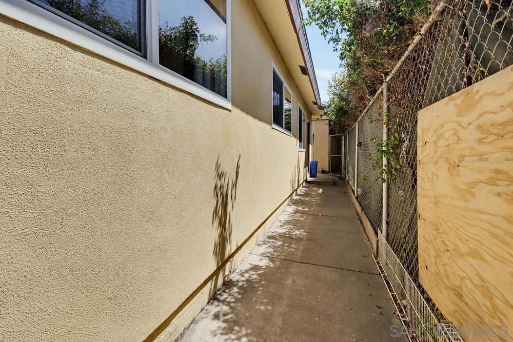 3095 L - Photo 29