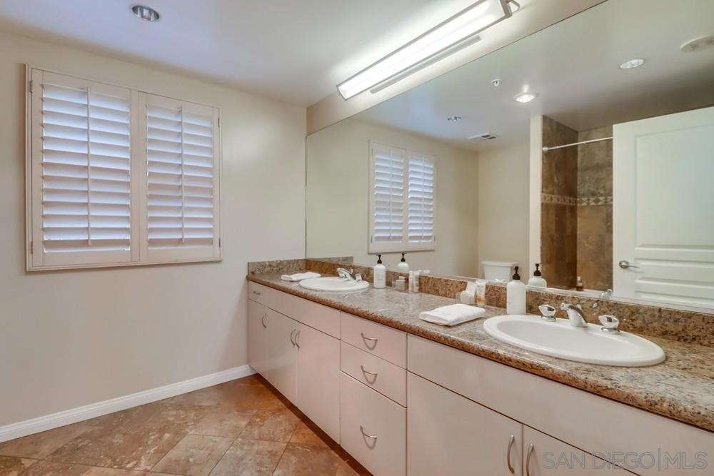 555 Front St - Photo 25