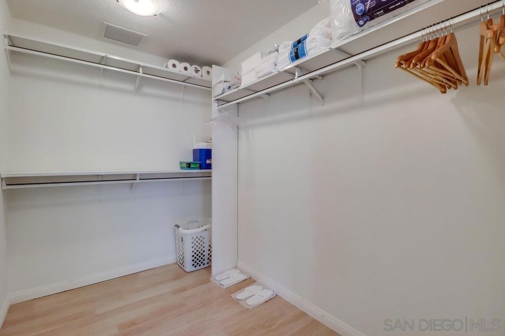 555 Front St - Photo 28