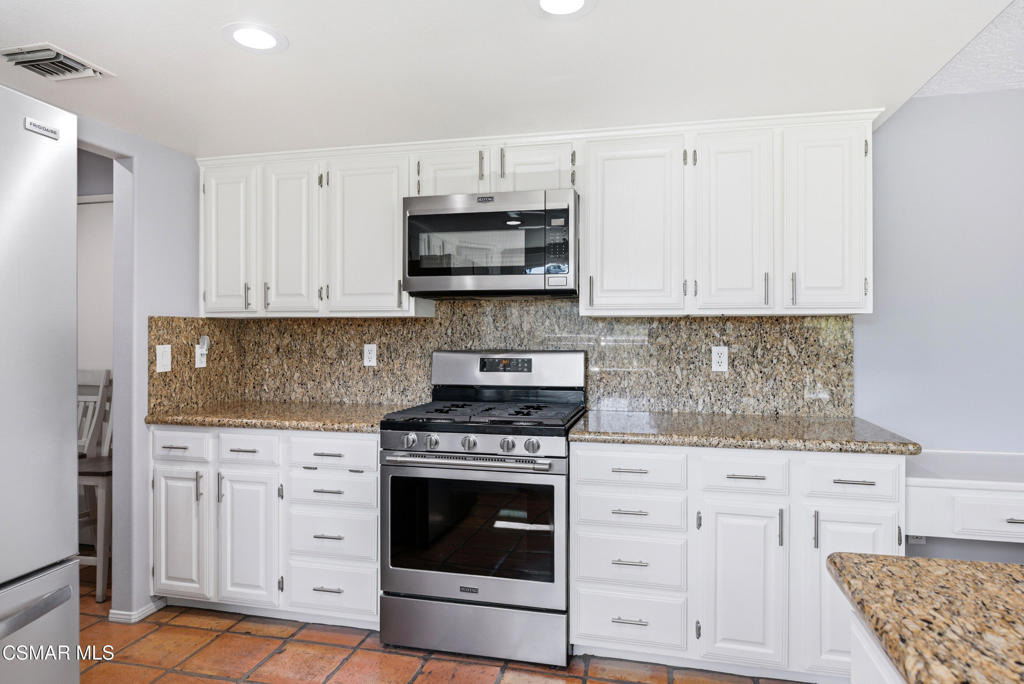 1314 Gonzales Road - Photo 13