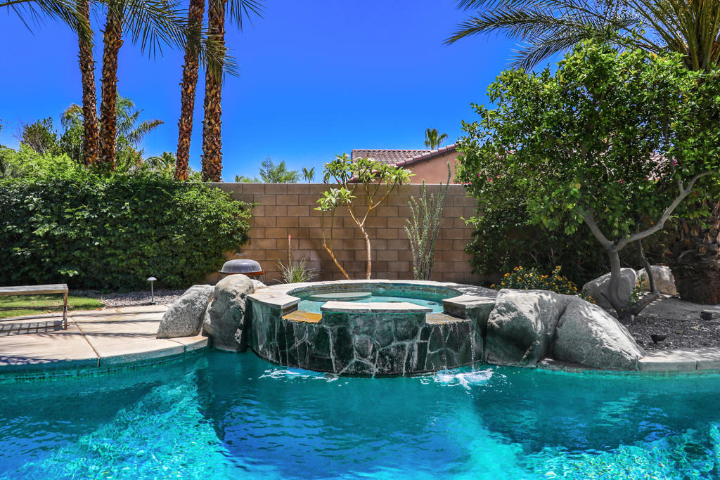 48794 Pear Street - Photo 1