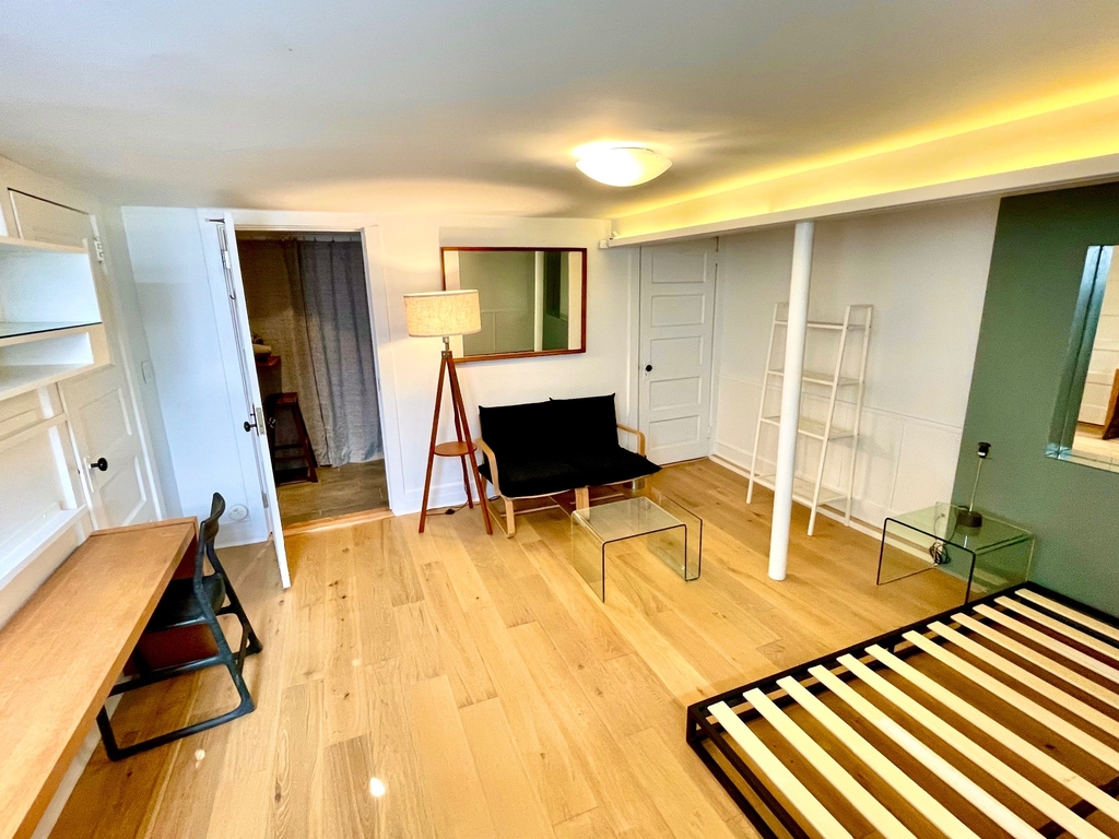 35-34 87th Street - Photo 5