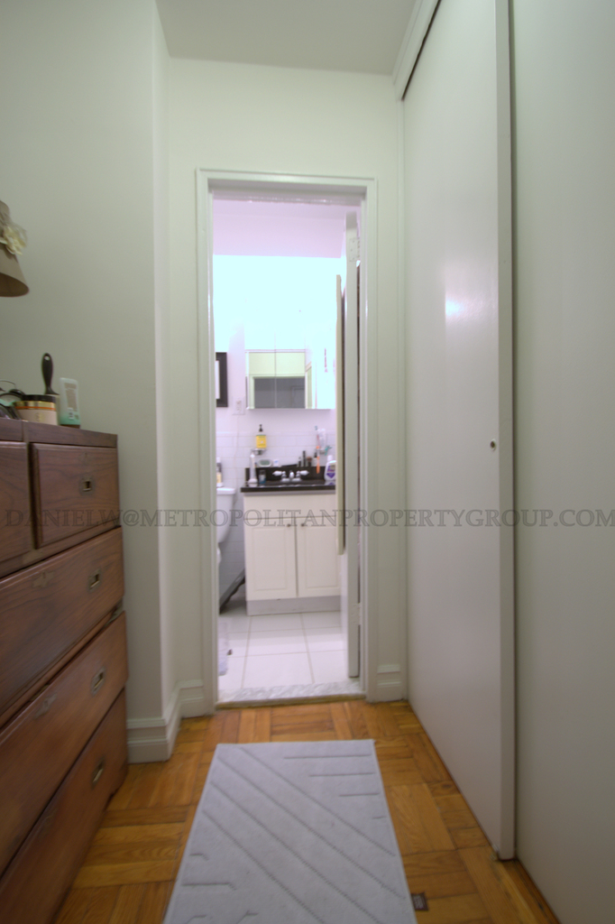 East 35th Street - Photo 3