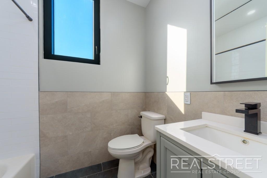 2801 Tilden Avenue - Photo 7