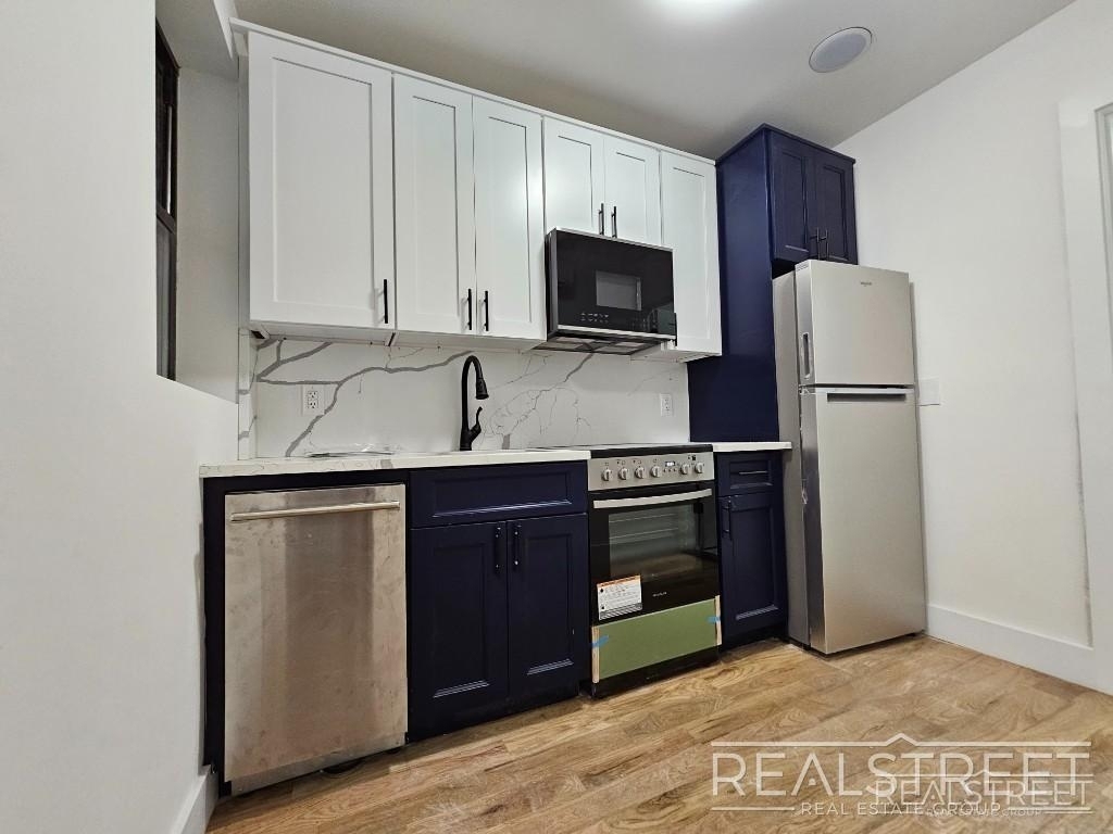431 Dekalb Avenue - Photo 1