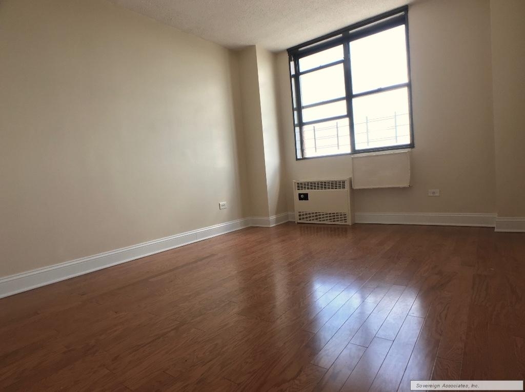 3333 Broadway - Photo 10