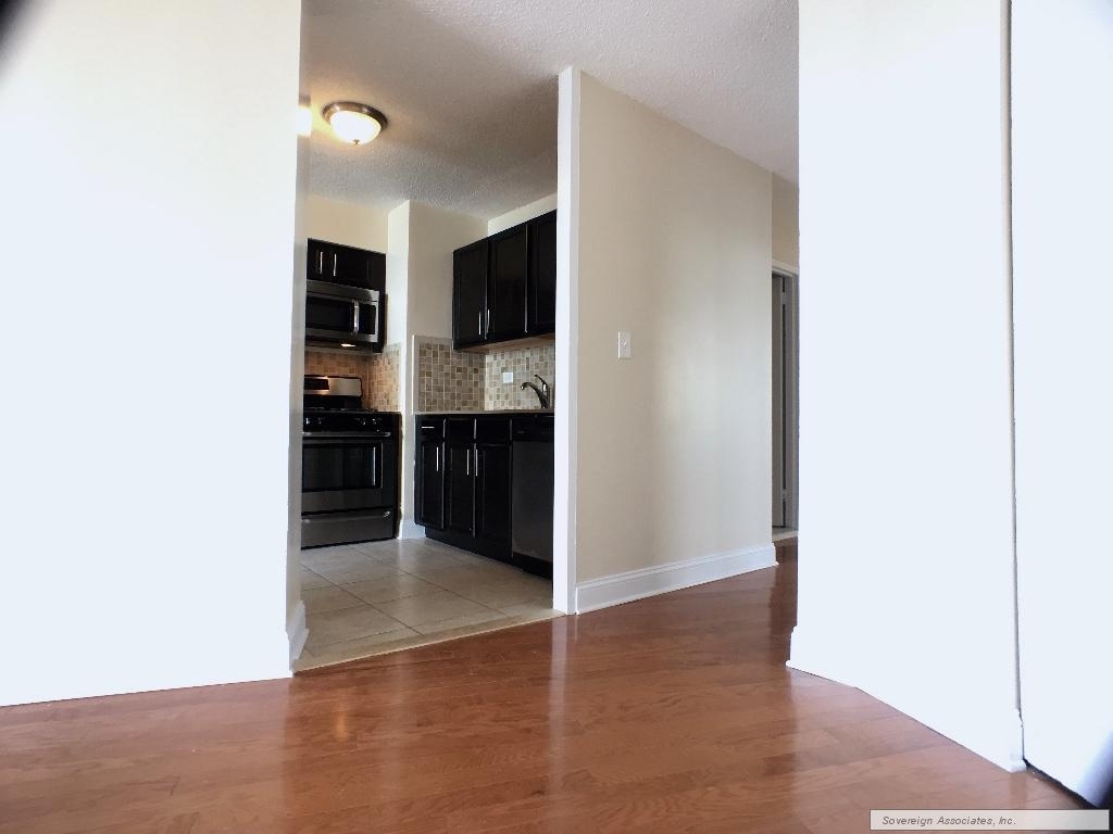 3333 Broadway - Photo 4