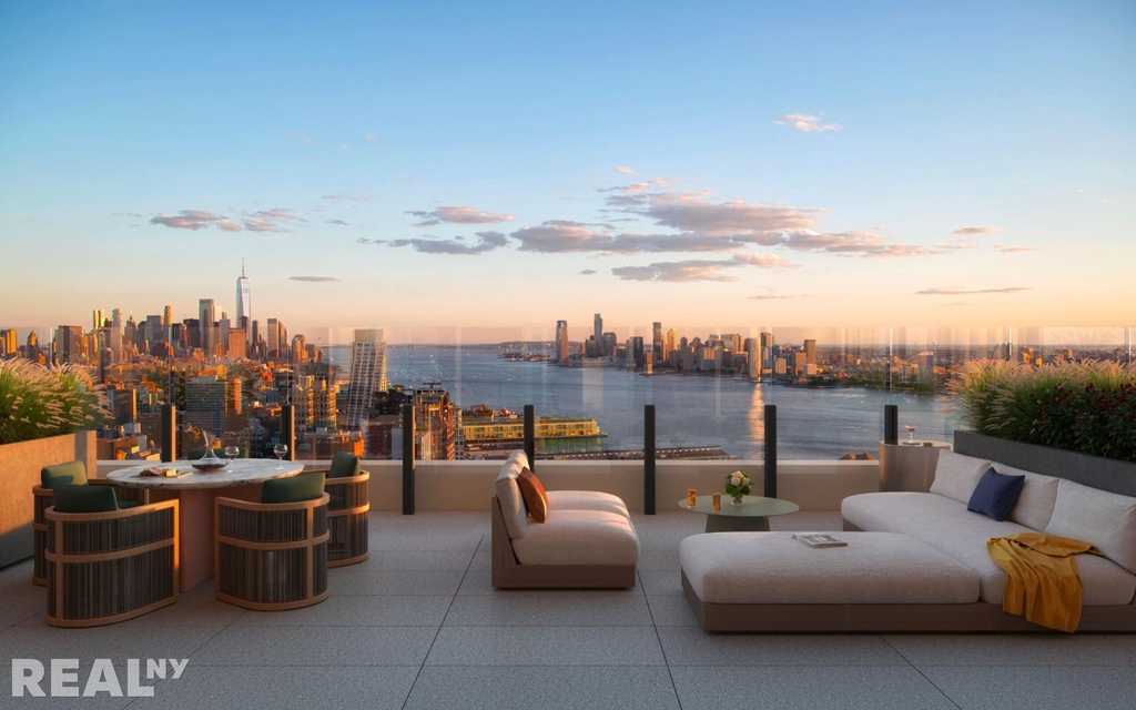 11th Avenue - Photo 2