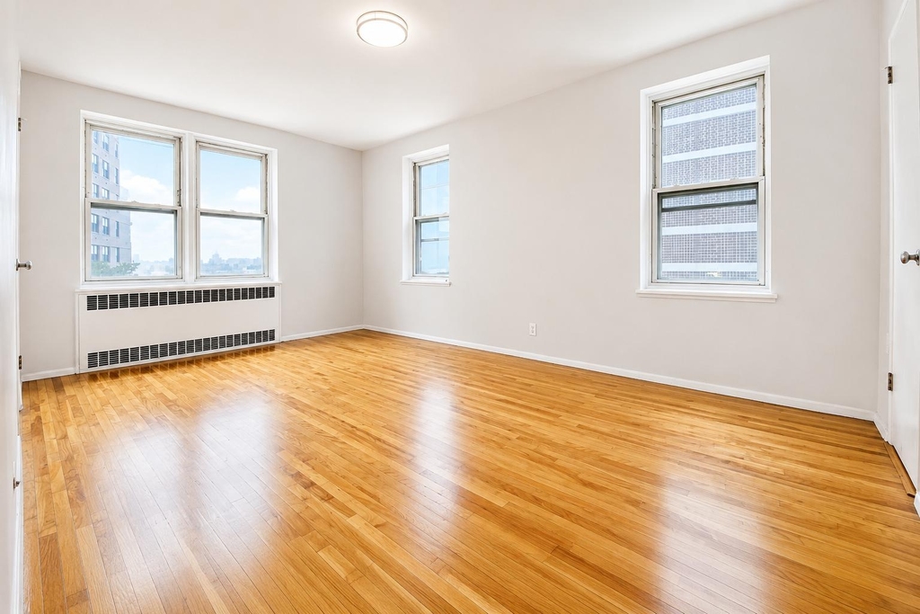500 Kappock Street - Photo 8