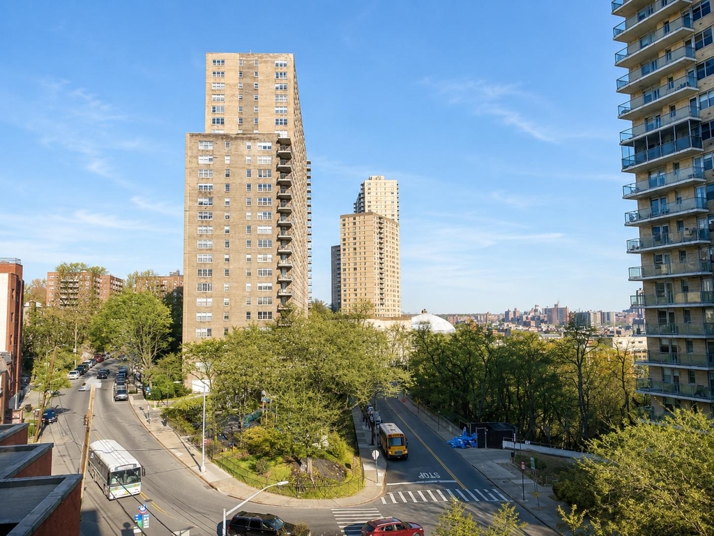 500 Kappock Street - Photo 11