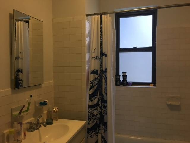 West 55th Street - Photo 4