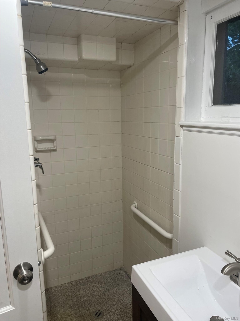 16 Houghton Boulevard - Photo 4