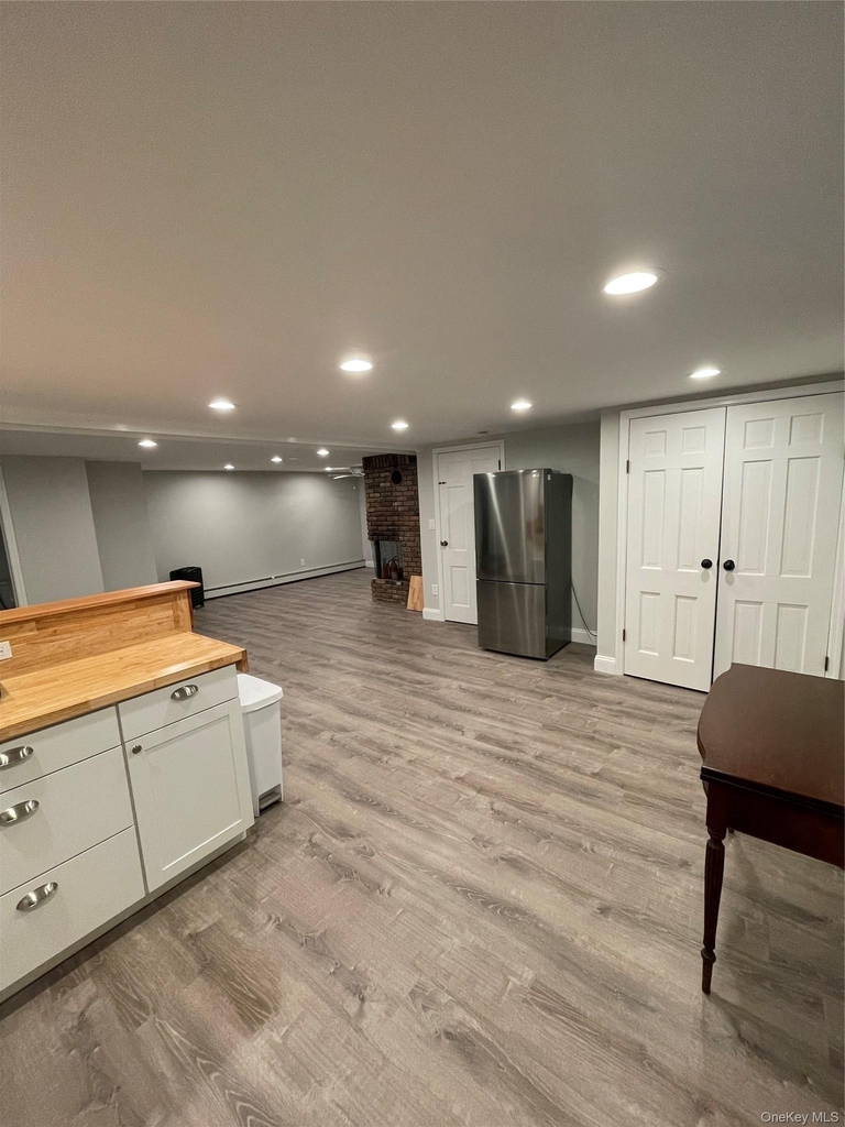16 Houghton Boulevard - Photo 2