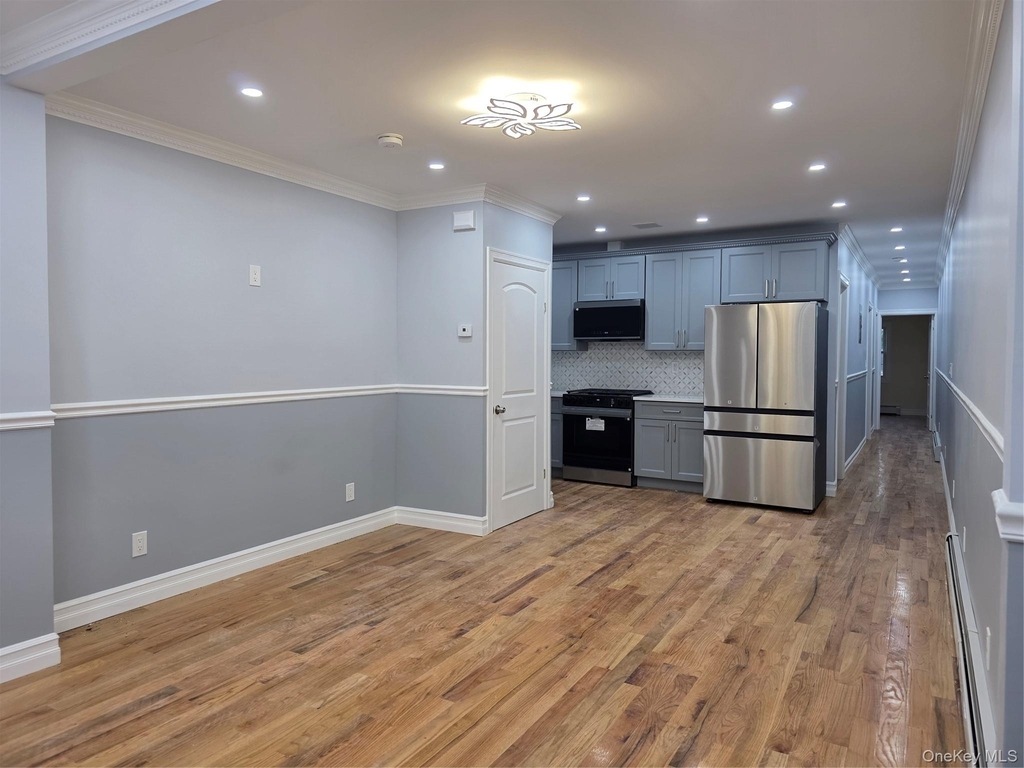 9112 Park Lane S - Photo 1