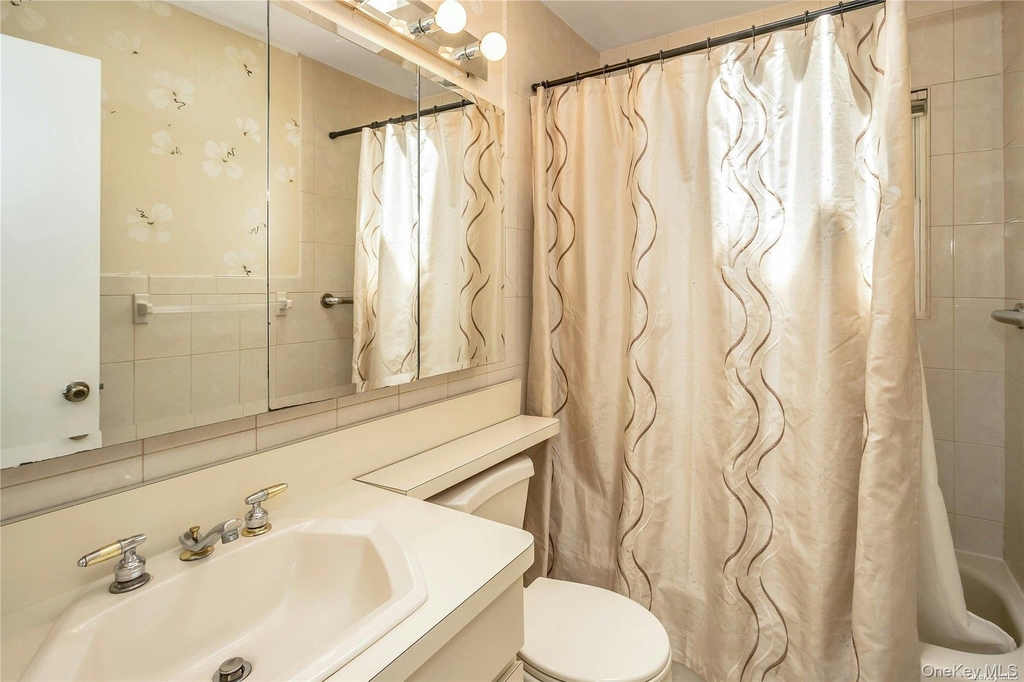 83 Knickerbocker Road - Photo 17