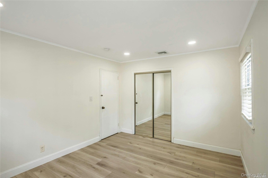 83 Knickerbocker Road - Photo 15