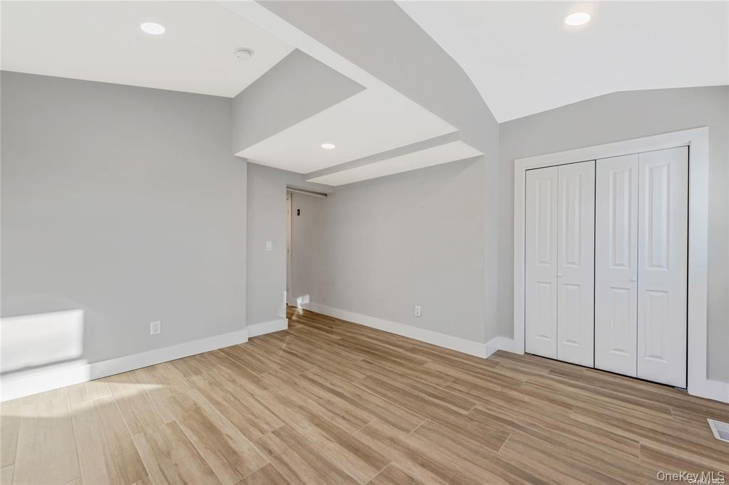134 Ralph Avenue - Photo 2