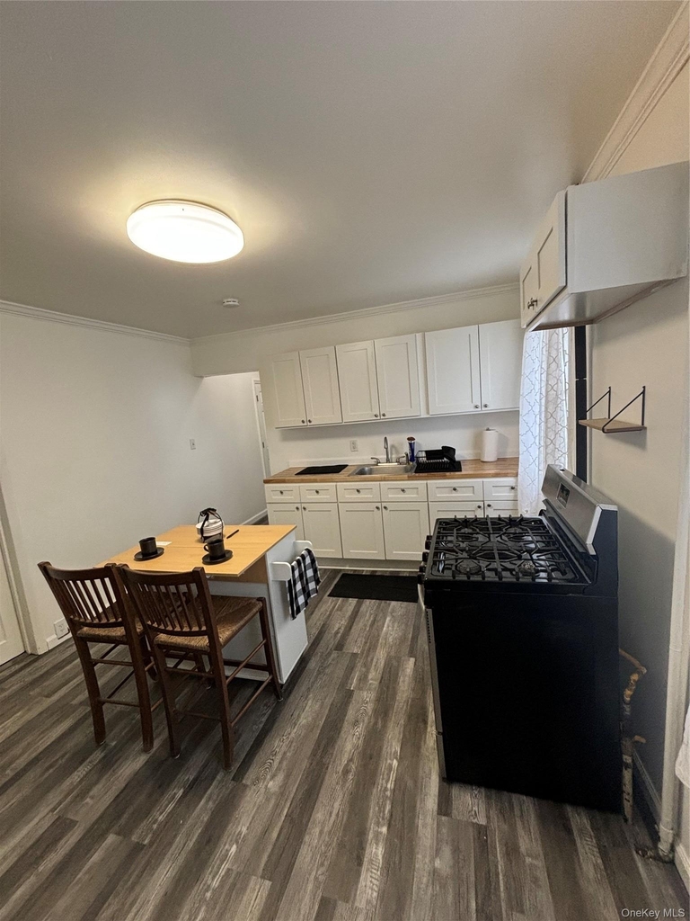 135 Fifth Avenue - Photo 8