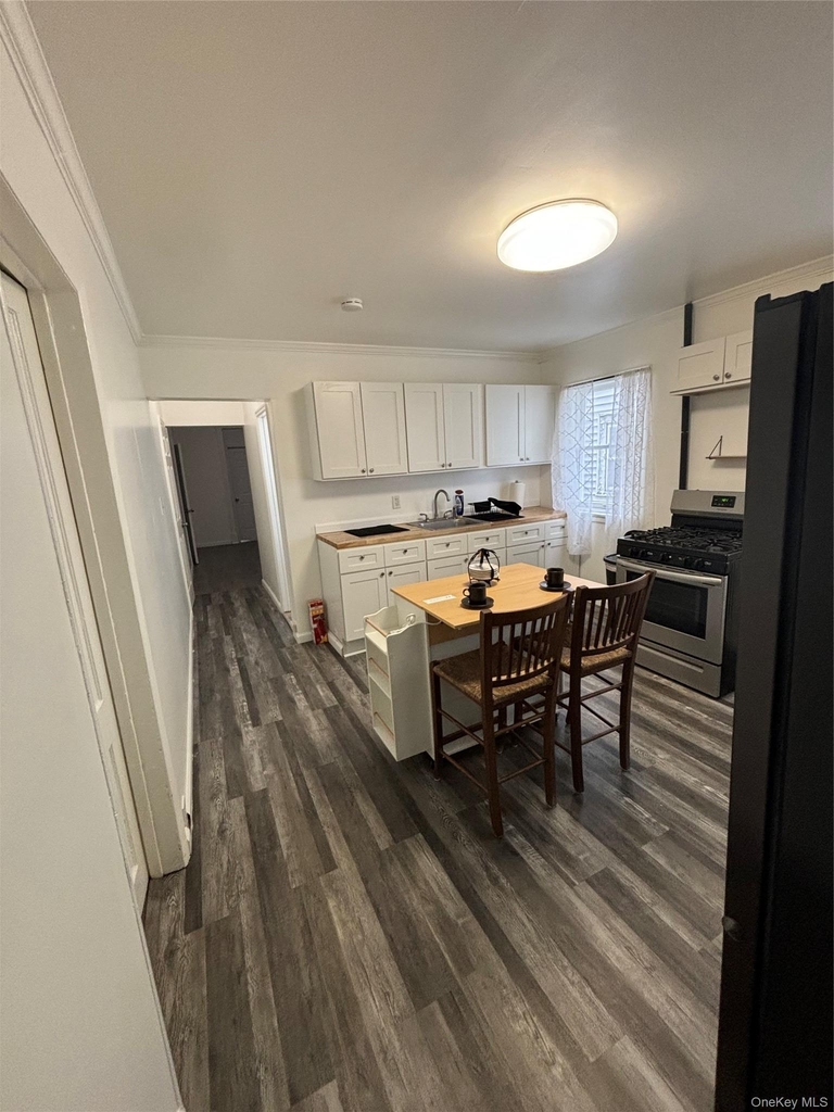 135 Fifth Avenue - Photo 6