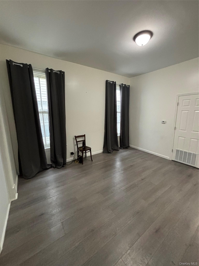 135 Fifth Avenue - Photo 10