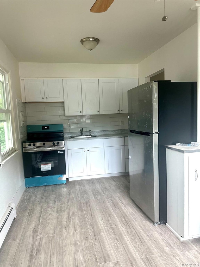 28 Warner Lane - Photo 1